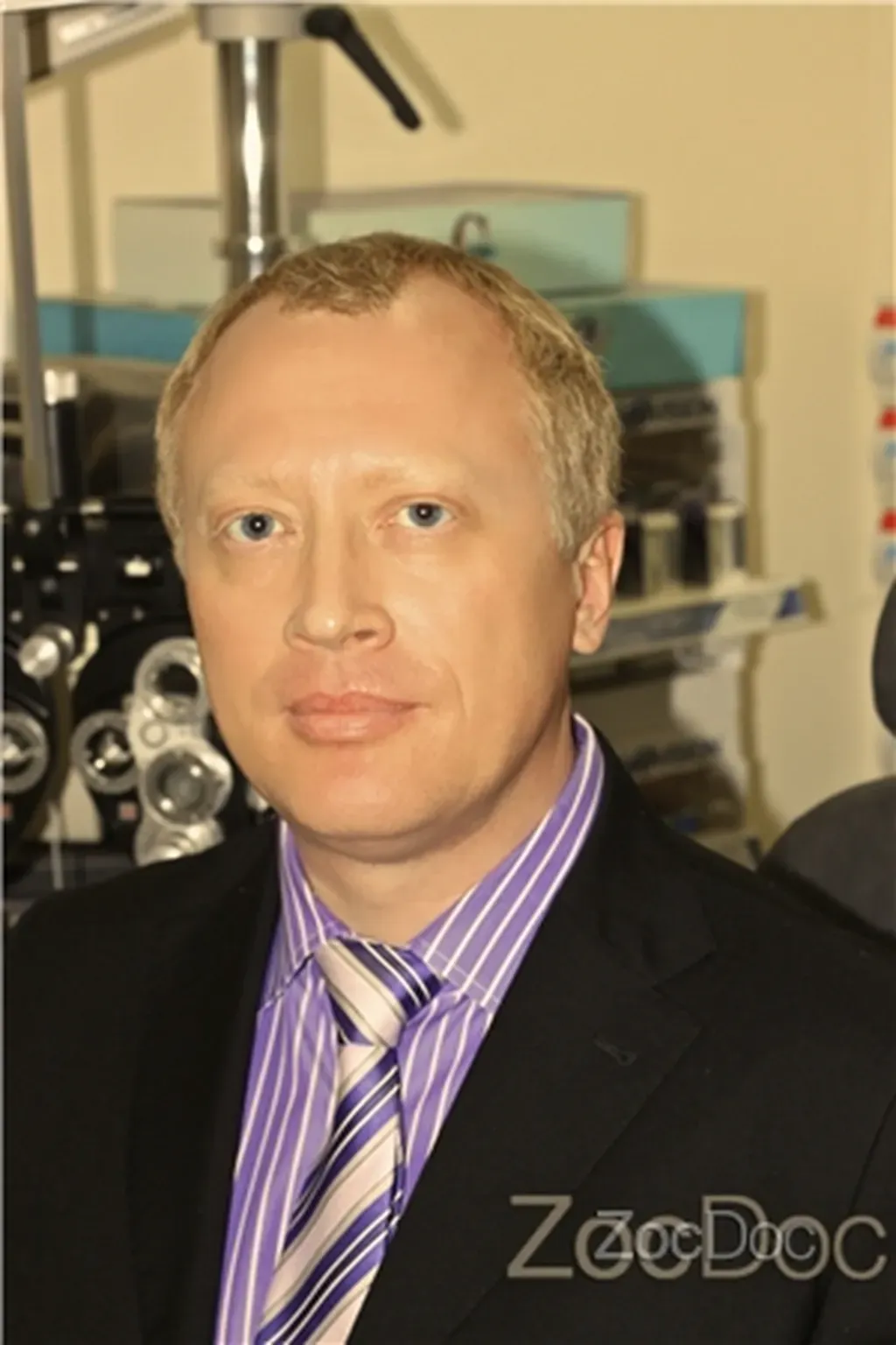 Dr. Vladimir Dvoretsky, OD